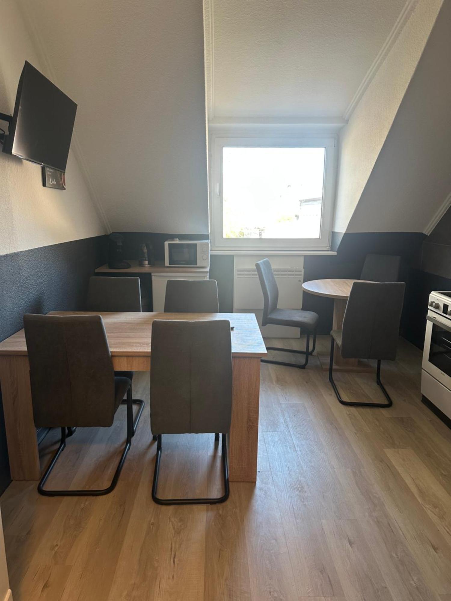 J&d Zimmervermietung Hostel Duisburg